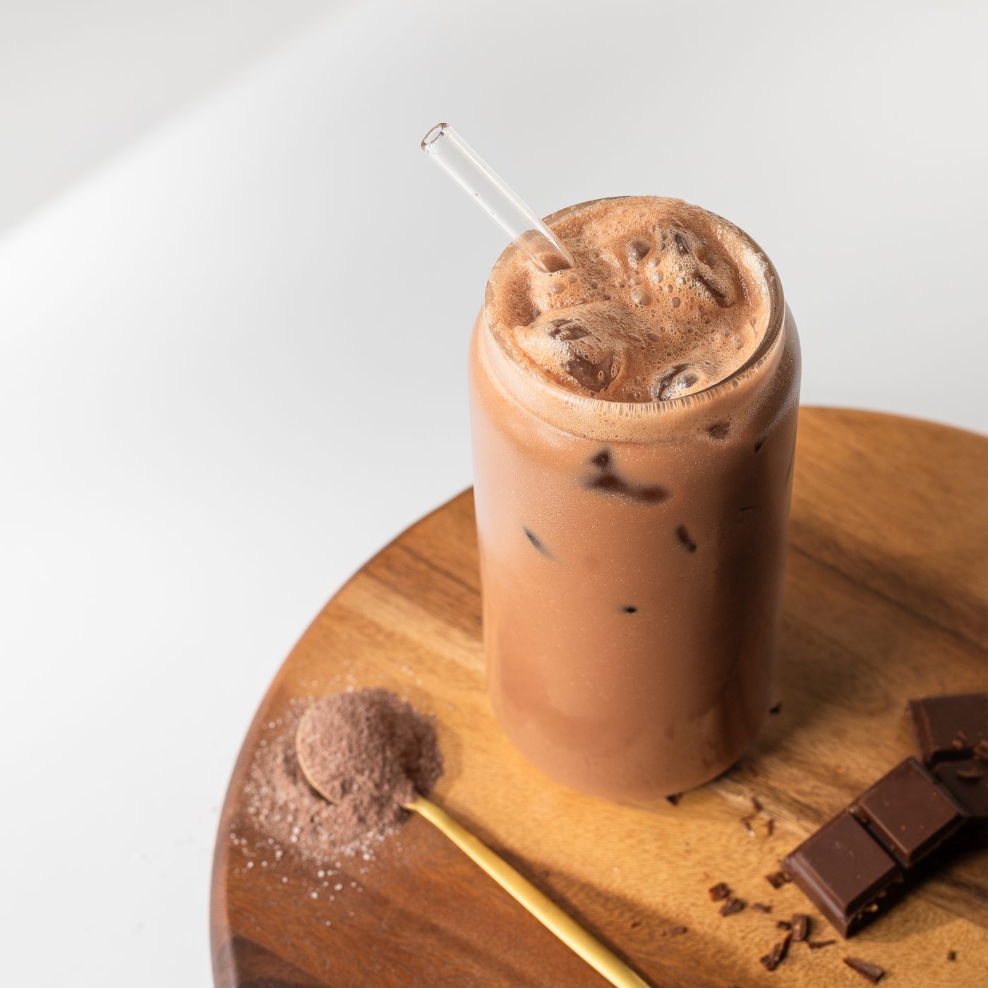 Iced Biomel drink lifestyle